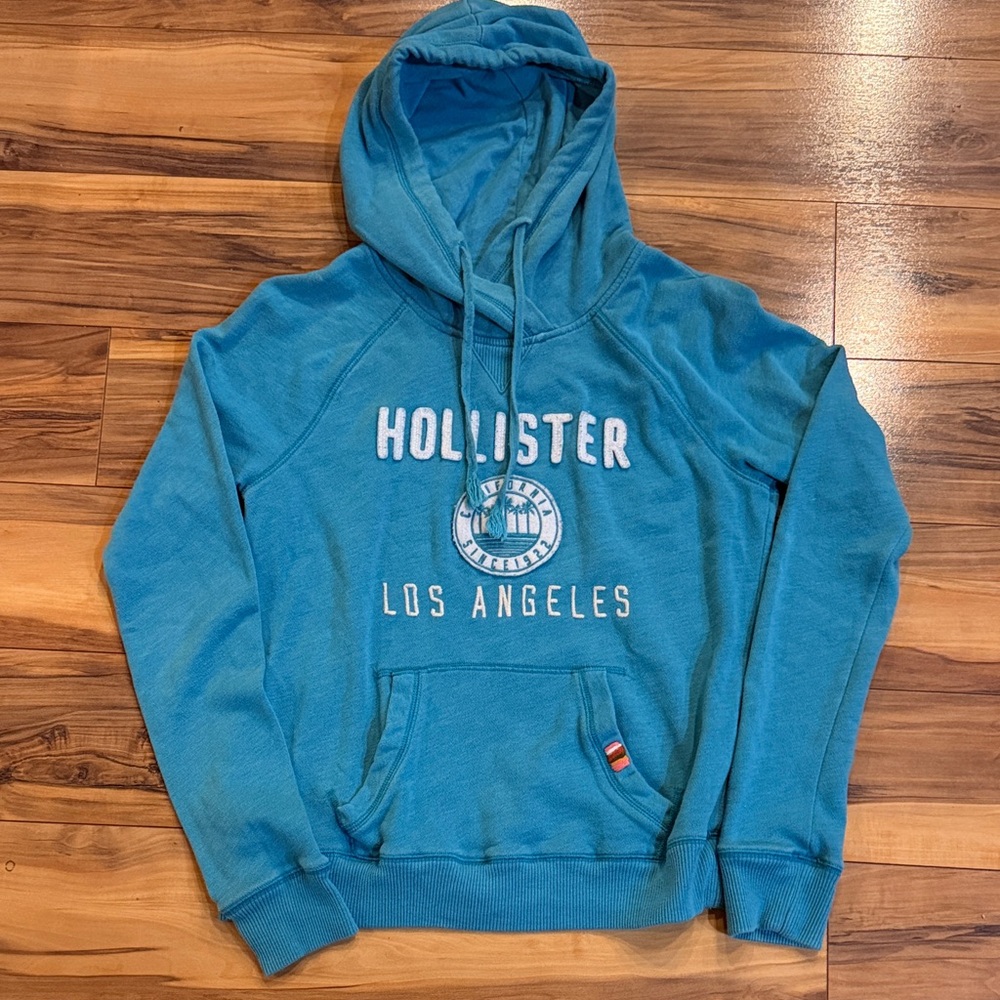 Women’s Hollister Hoodie